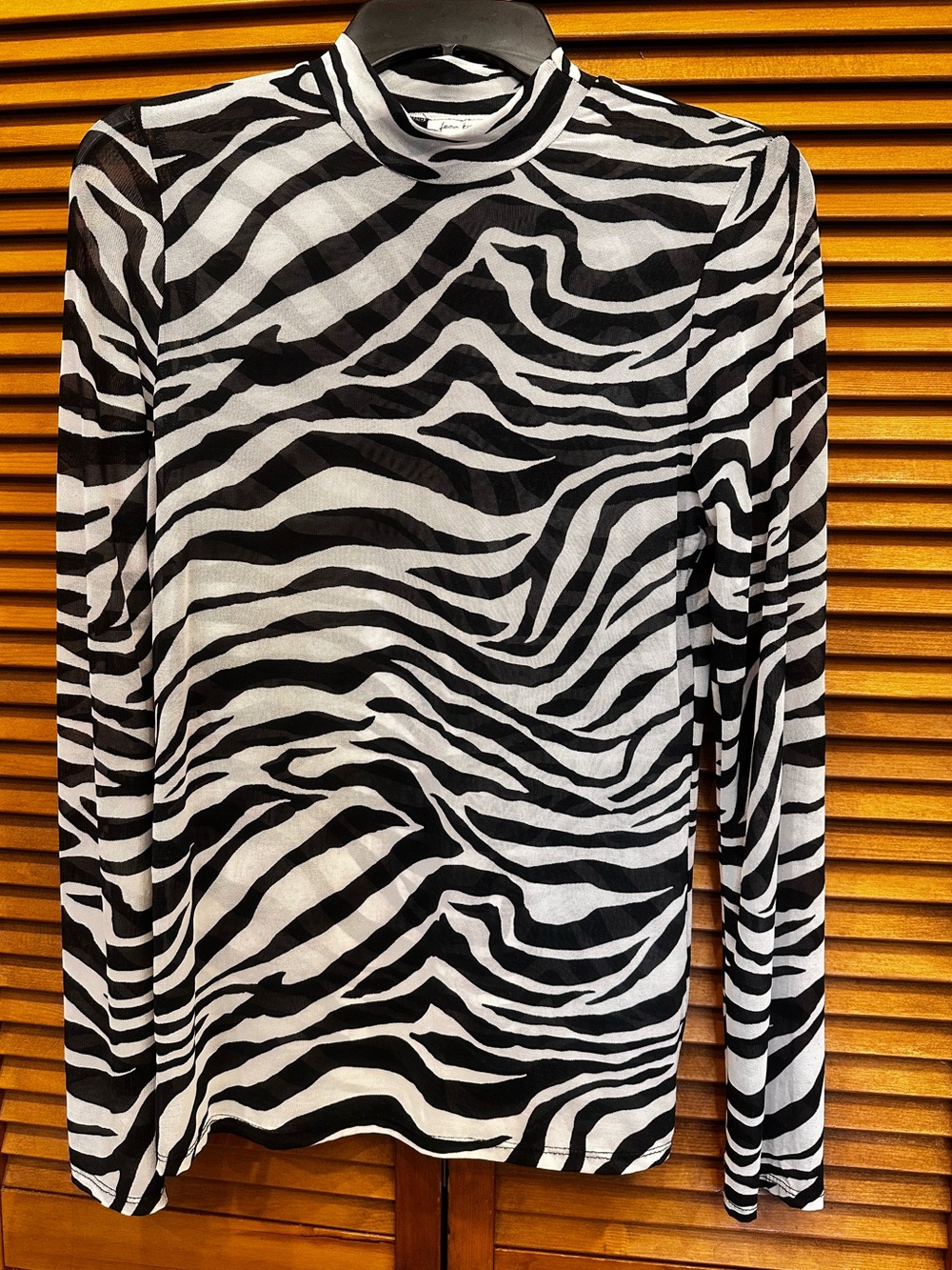 Free Kisses Women’s Top
